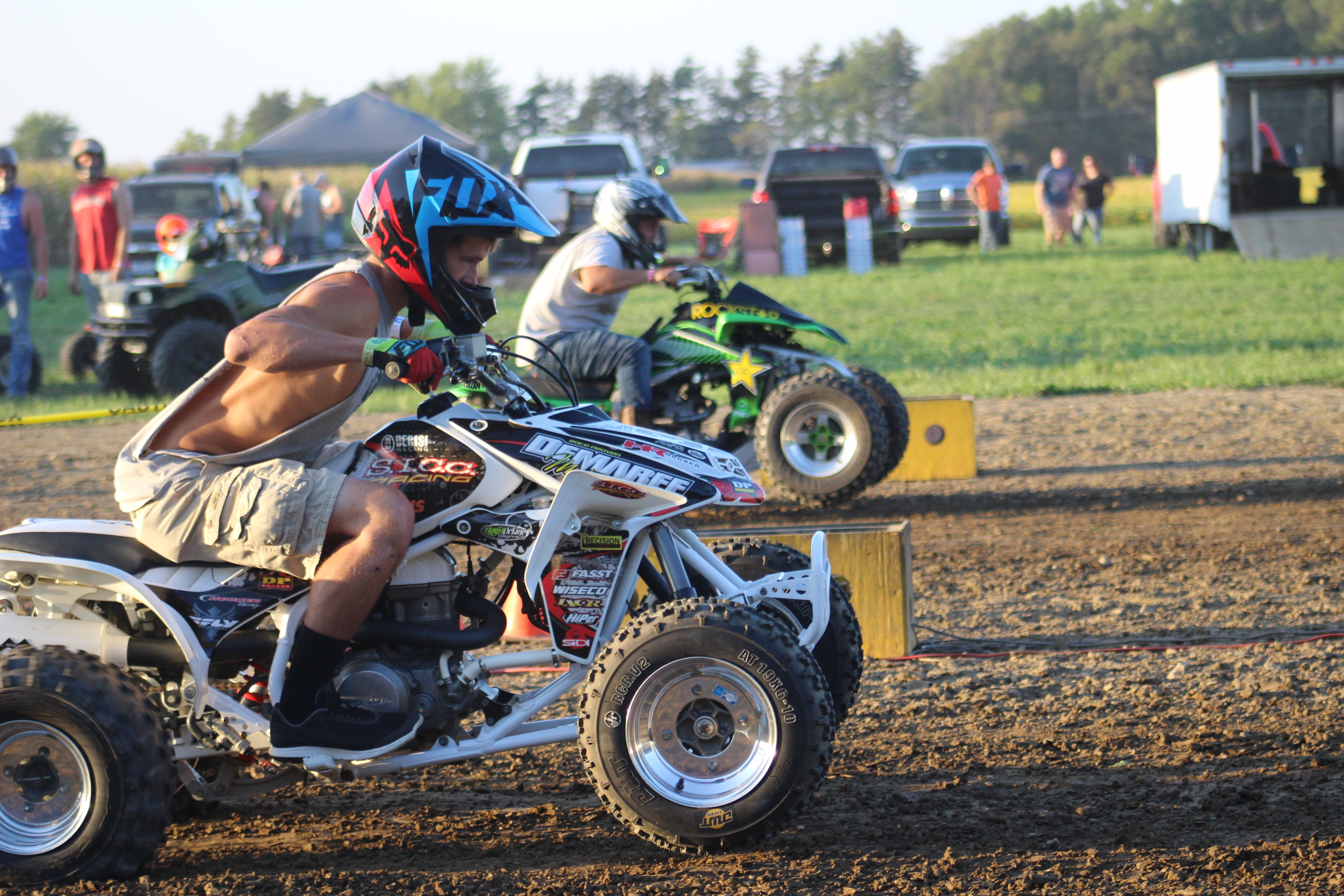 Atv Koi Drag Racing